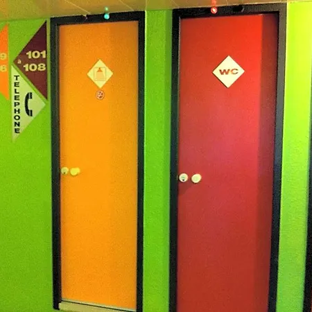 Hotel Lemon - *